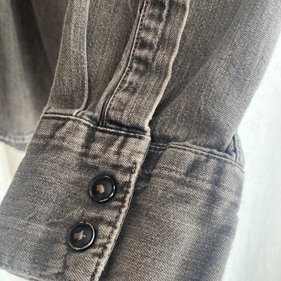 Vintage Levi’s Jacket - Picture 5 of 7